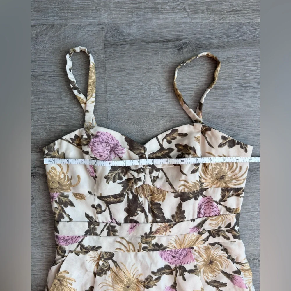 Women’s Aritzia Wilfred Drapey Lyocell Dress in birch size 6 - Picture 4 of 9